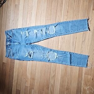 A&F sz 26 Simone High Rise Super Skinny Jeans Destressed